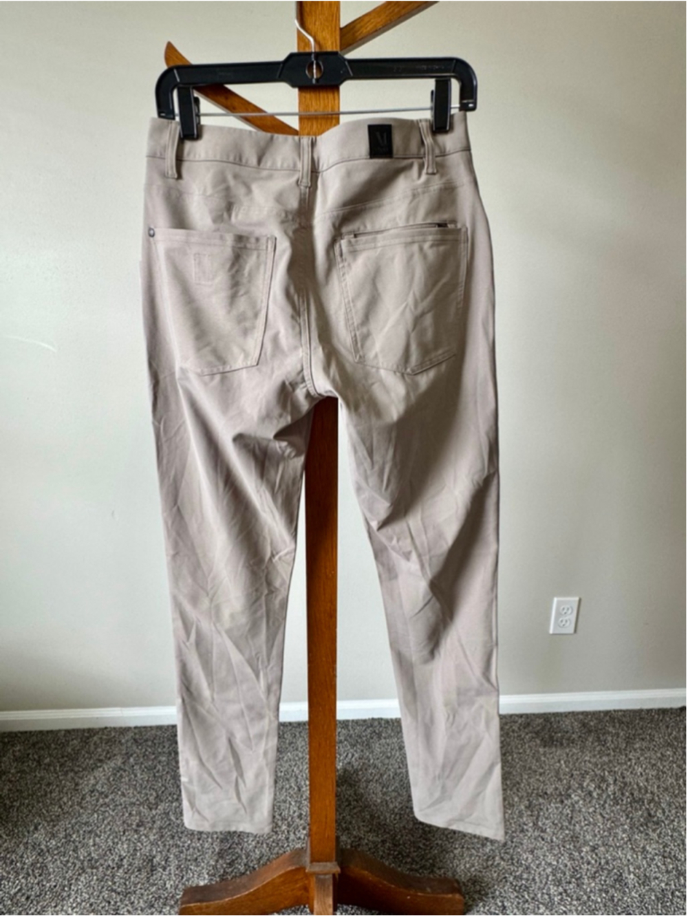 Men's Vuori Meta™ Pant Athletic Slim Fit 28x30" in Mocha NWT - Picture 13 of 16